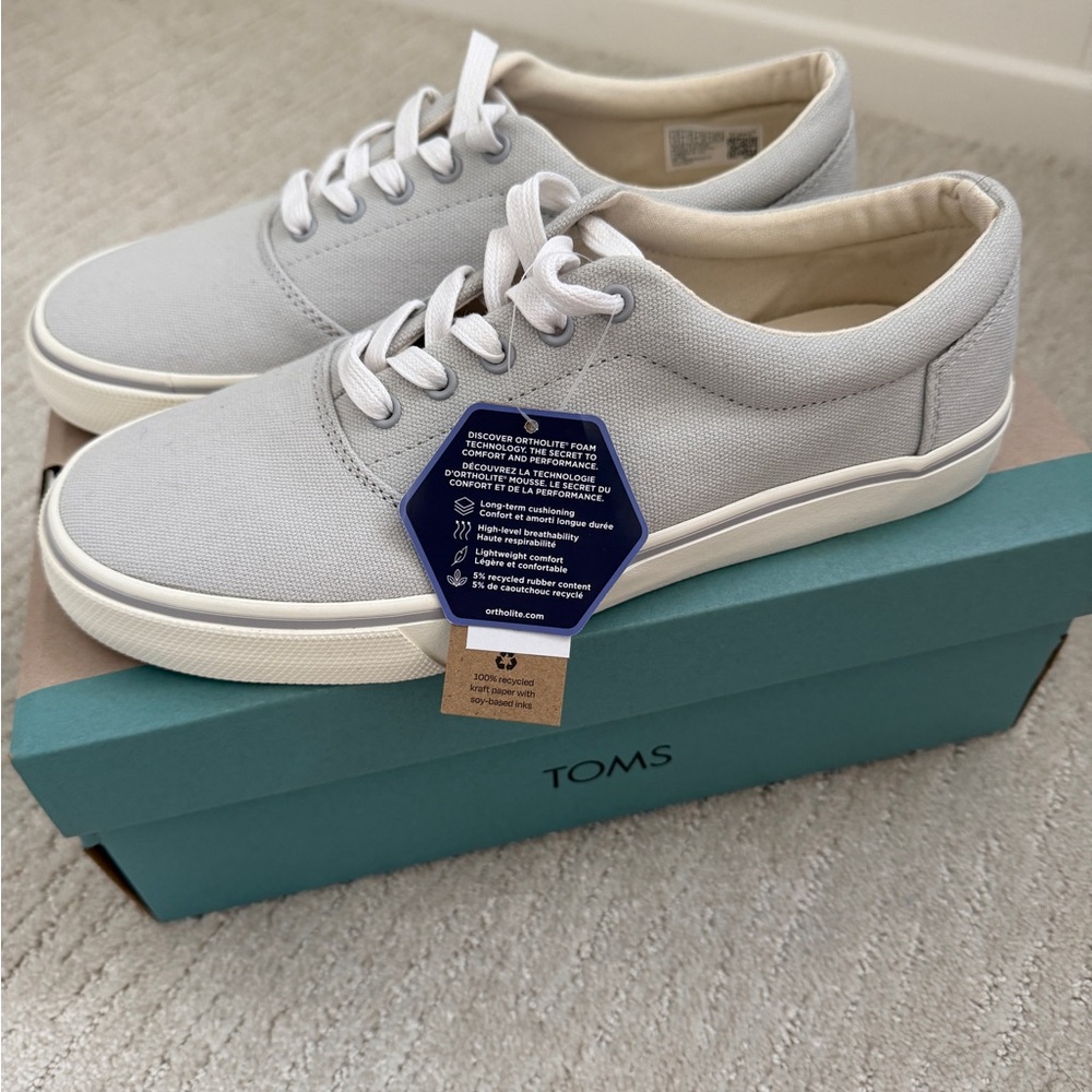 TOMS Women's Light Gray Canvas Sneakers